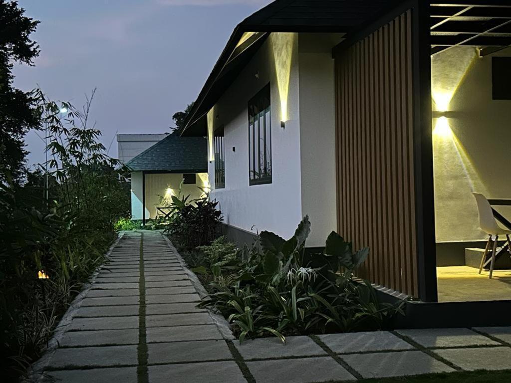 Servosonic Hotels And Resorts Cananor Exterior foto
